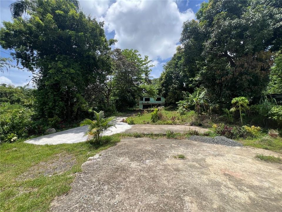 待售: $275,000 (7 贝兹, 0 浴室, 2540 平方英尺)