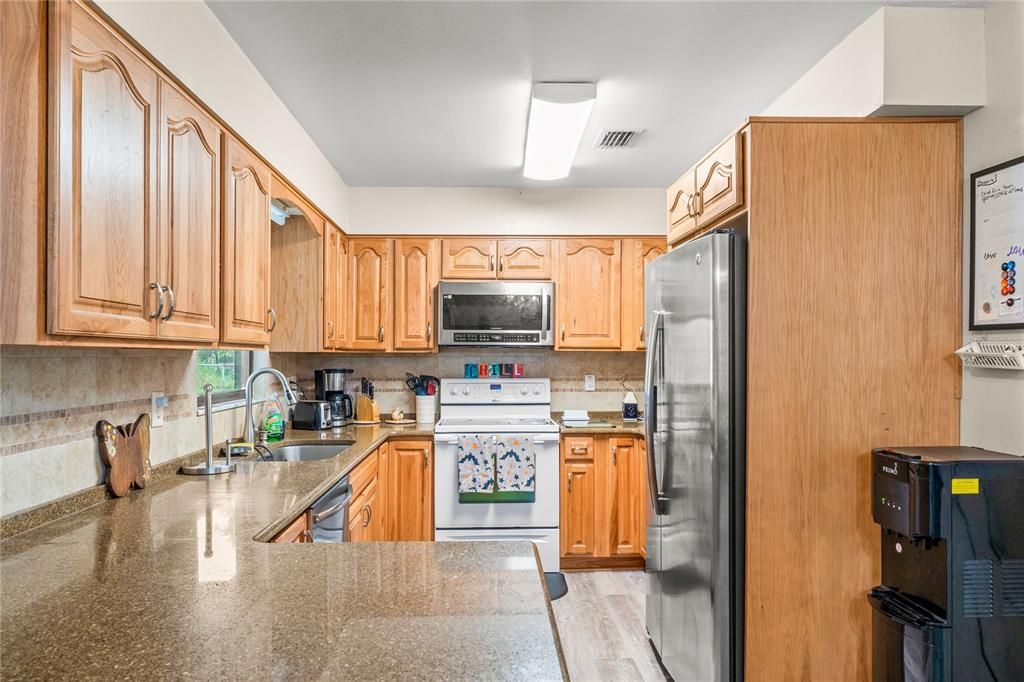 待售: $499,999 (4 贝兹, 3 浴室, 1880 平方英尺)