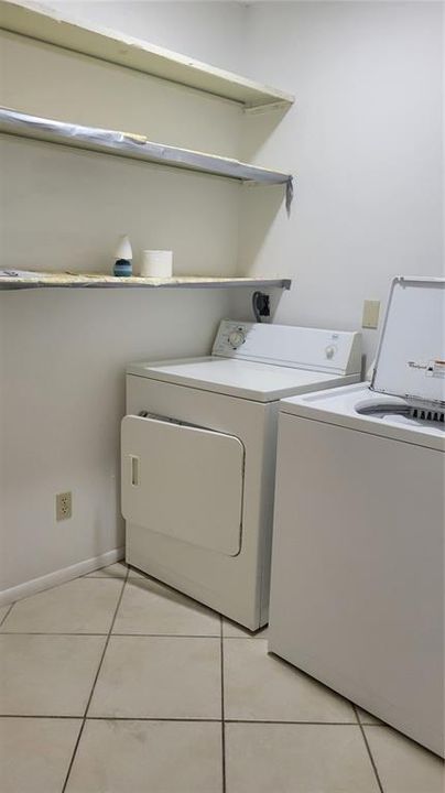 В аренду: $1,795 (3 спален, 2 ванн, 1419 Квадратных фут)