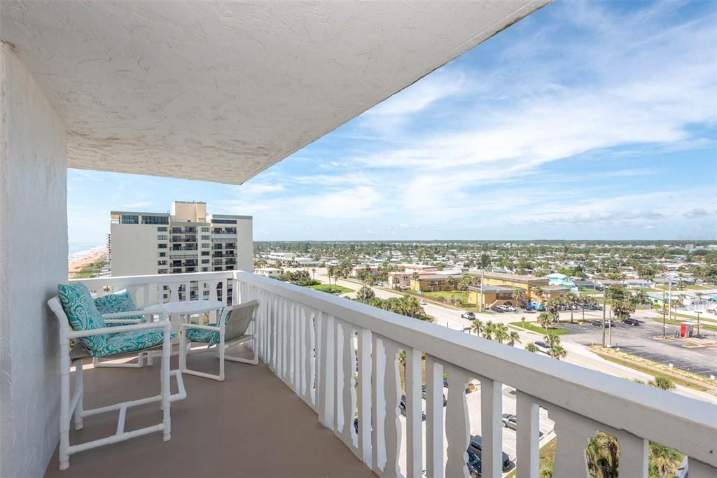 待售: $479,900 (2 贝兹, 2 浴室, 1312 平方英尺)