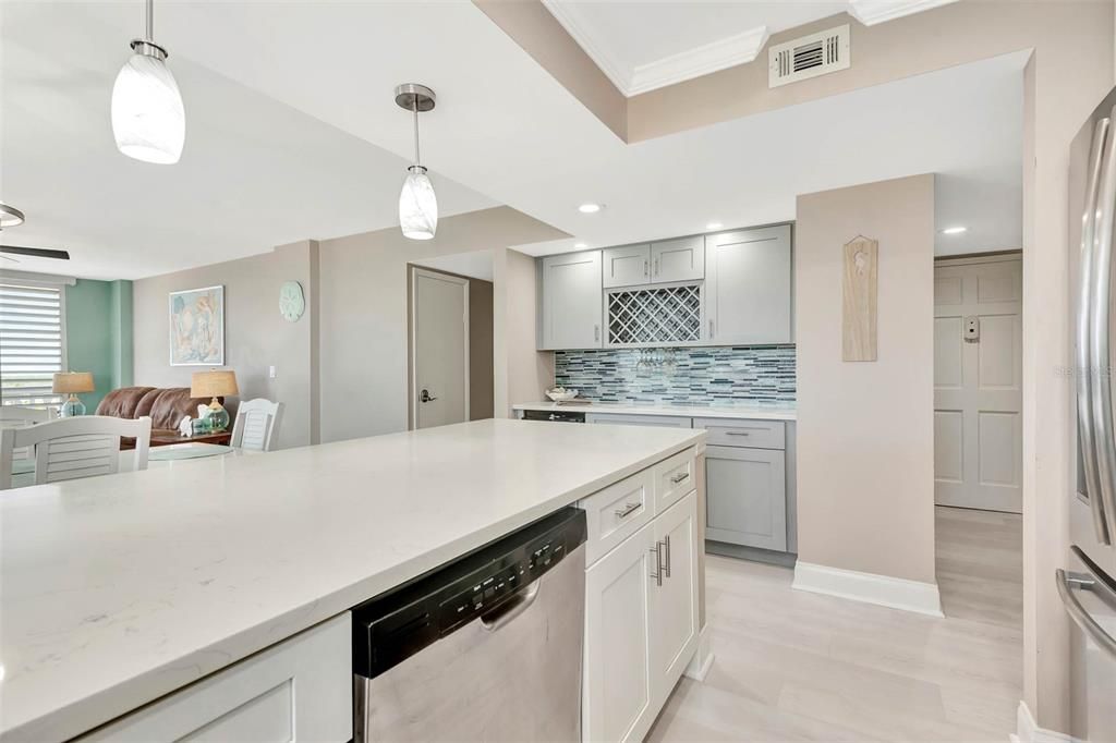 待售: $479,900 (2 贝兹, 2 浴室, 1312 平方英尺)