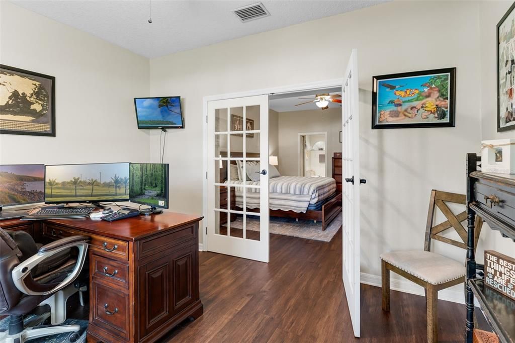 待售: $494,000 (3 贝兹, 2 浴室, 2285 平方英尺)