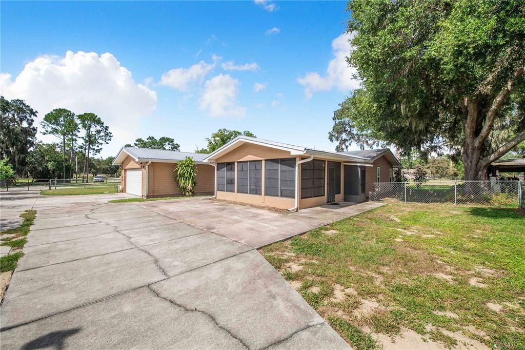 En Venta: $619,000 (3 camas, 2 baños, 2403 Pies cuadrados)