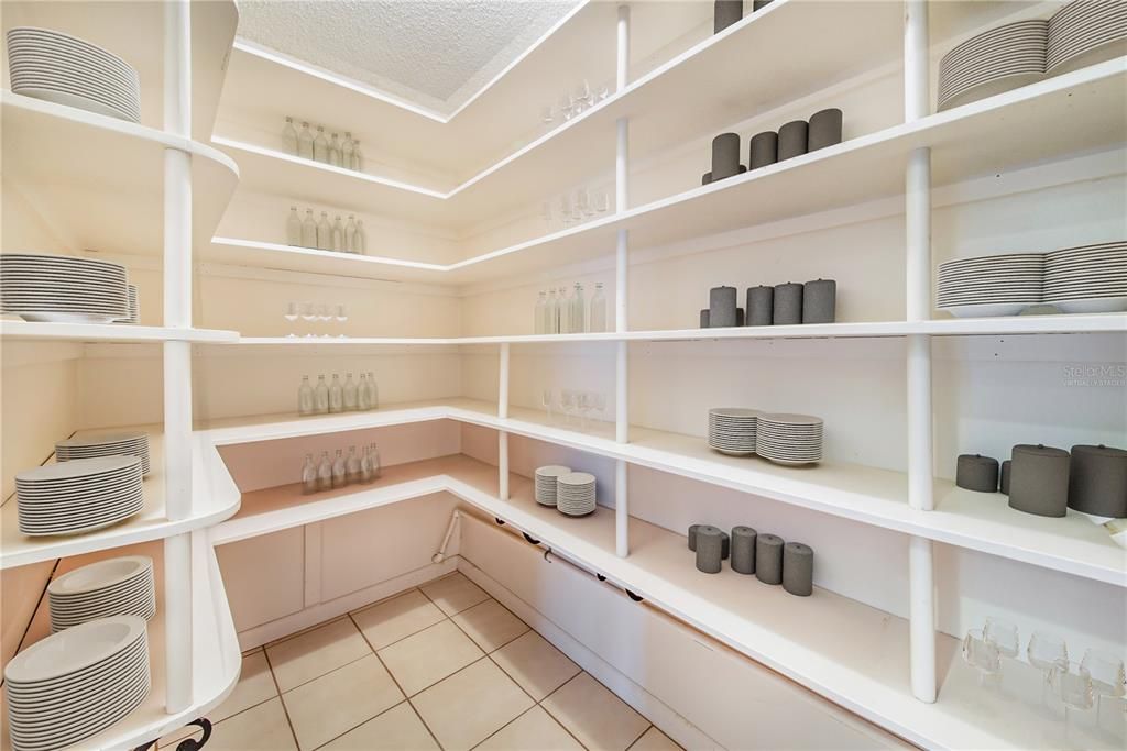 En Venta: $619,000 (3 camas, 2 baños, 2403 Pies cuadrados)