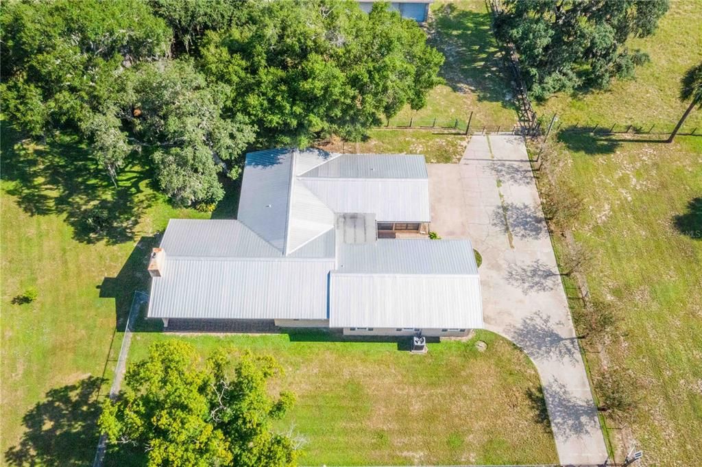 En Venta: $619,000 (3 camas, 2 baños, 2403 Pies cuadrados)