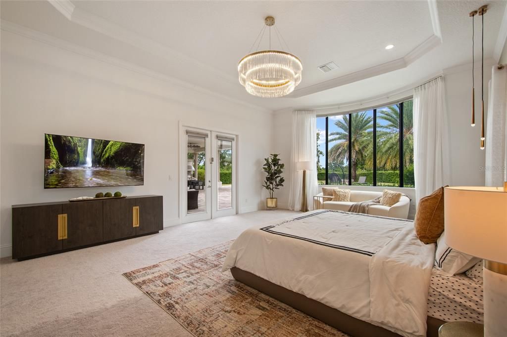 Под контрактом: $3,400,000 (6 спален, 6 ванн, 7559 Квадратных фут)