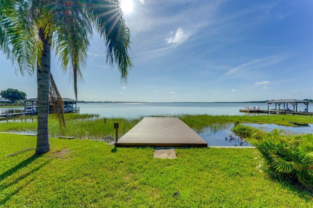 For Sale: $850,000 (3 beds, 2 baths, 1752 Square Feet)