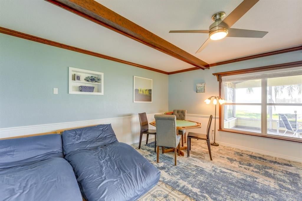 For Sale: $850,000 (3 beds, 2 baths, 1752 Square Feet)