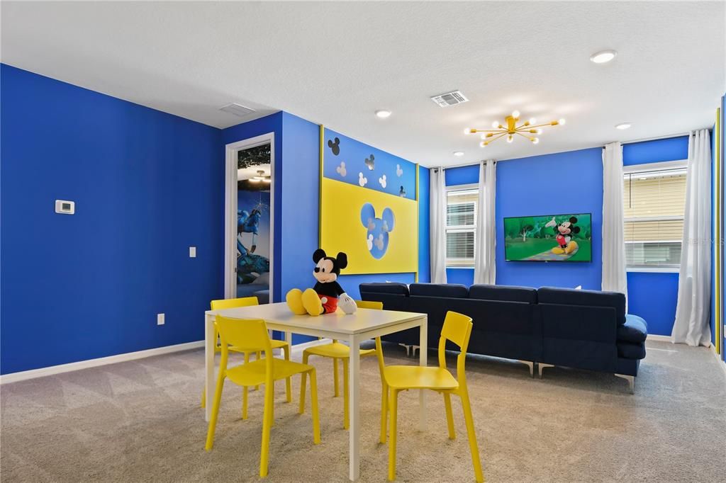 En Venta: $798,000 (9 camas, 6 baños, 4363 Pies cuadrados)