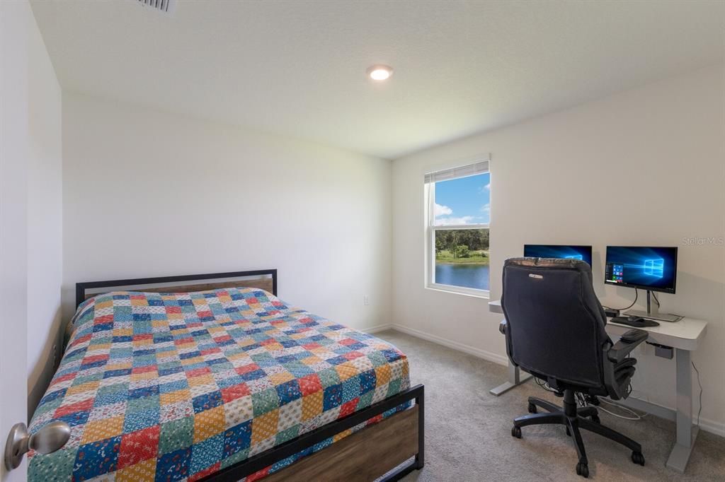 For Sale: $465,000 (5 beds, 3 baths, 2428 Square Feet)