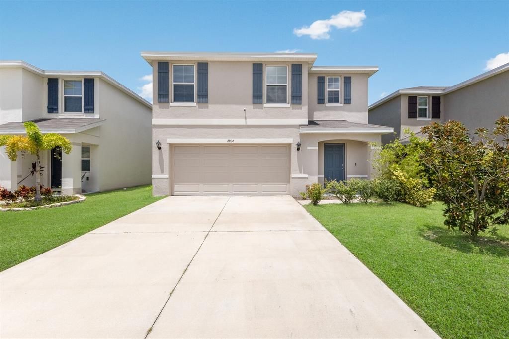 For Sale: $465,000 (5 beds, 3 baths, 2428 Square Feet)