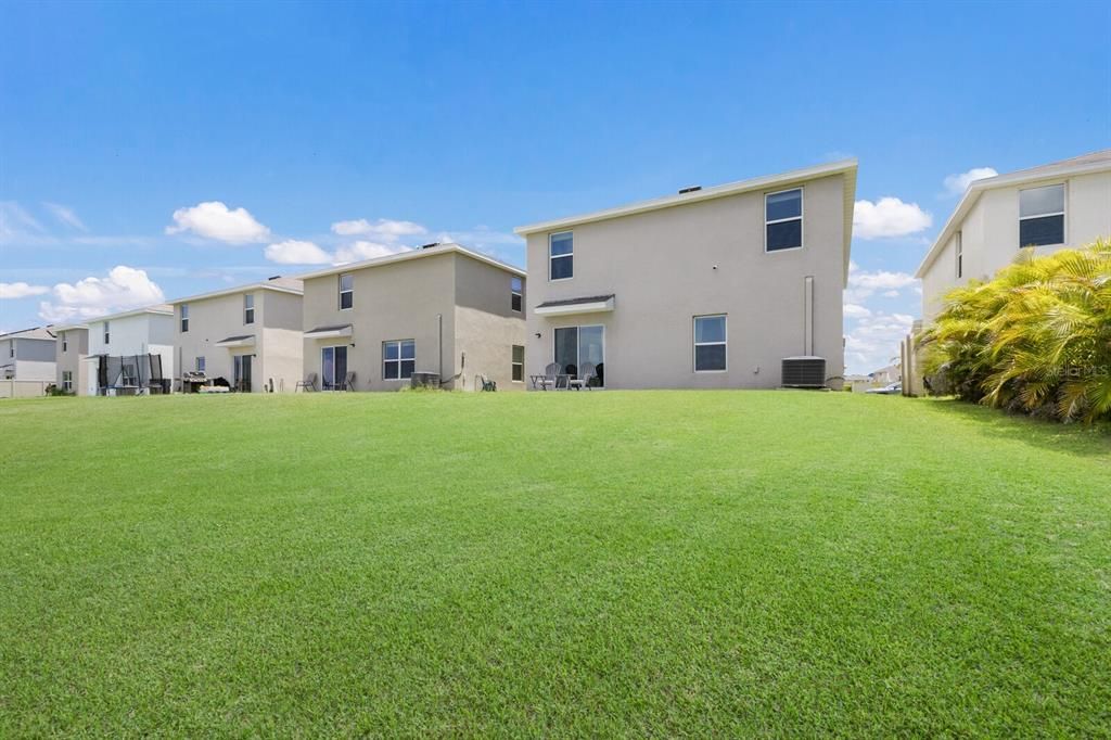 For Sale: $465,000 (5 beds, 3 baths, 2428 Square Feet)