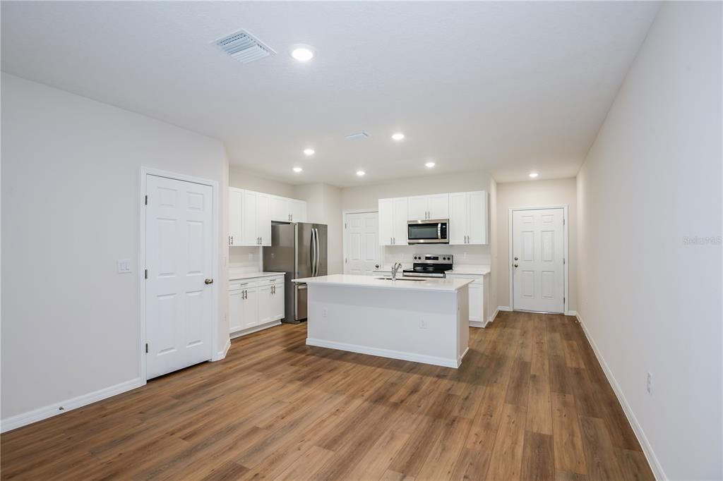 En Venta: $259,999 (3 camas, 2 baños, 1721 Pies cuadrados)