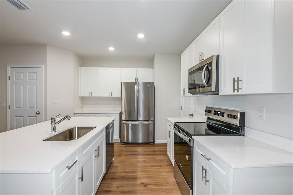 En Venta: $259,999 (3 camas, 2 baños, 1721 Pies cuadrados)