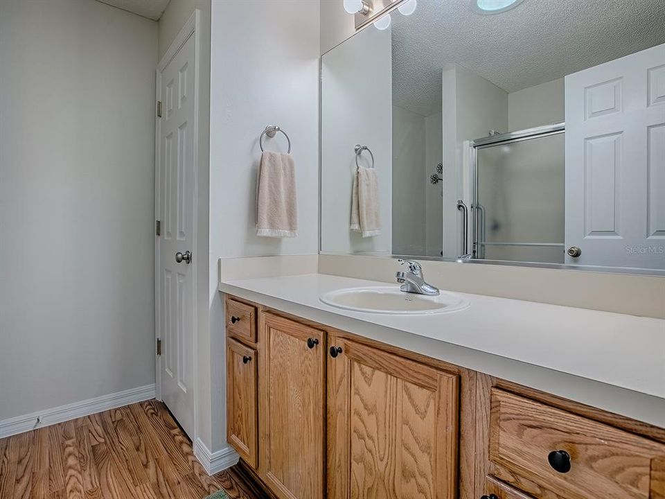 待售: $320,000 (3 贝兹, 2 浴室, 1203 平方英尺)