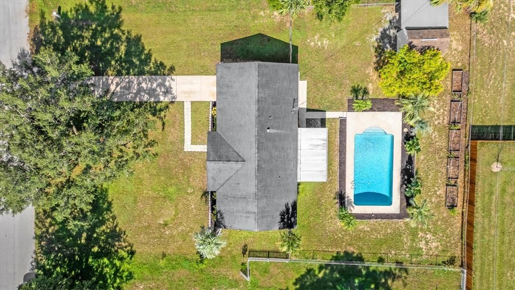 合同活跃: $355,000 (3 贝兹, 2 浴室, 1196 平方英尺)