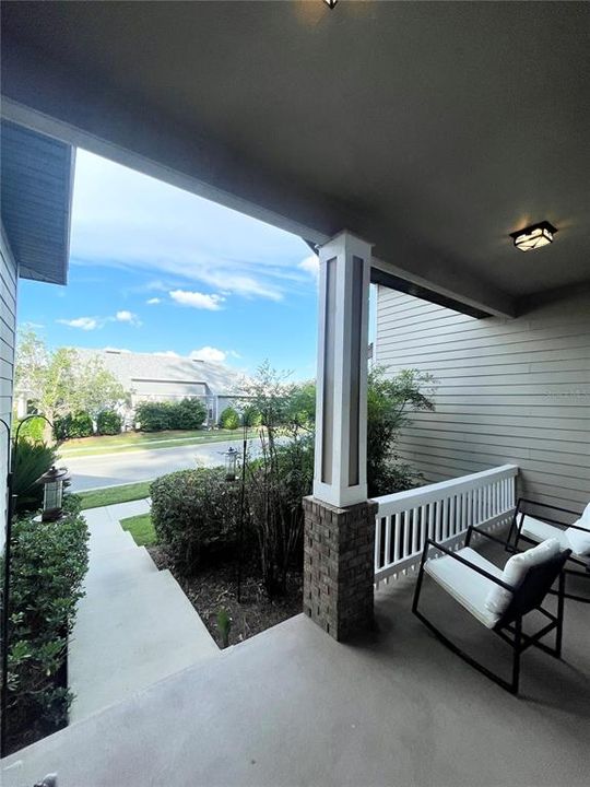 出租: $3,600 (4 贝兹, 3 浴室, 2875 平方英尺)