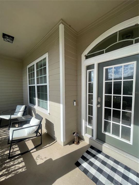 出租: $3,600 (4 贝兹, 3 浴室, 2875 平方英尺)