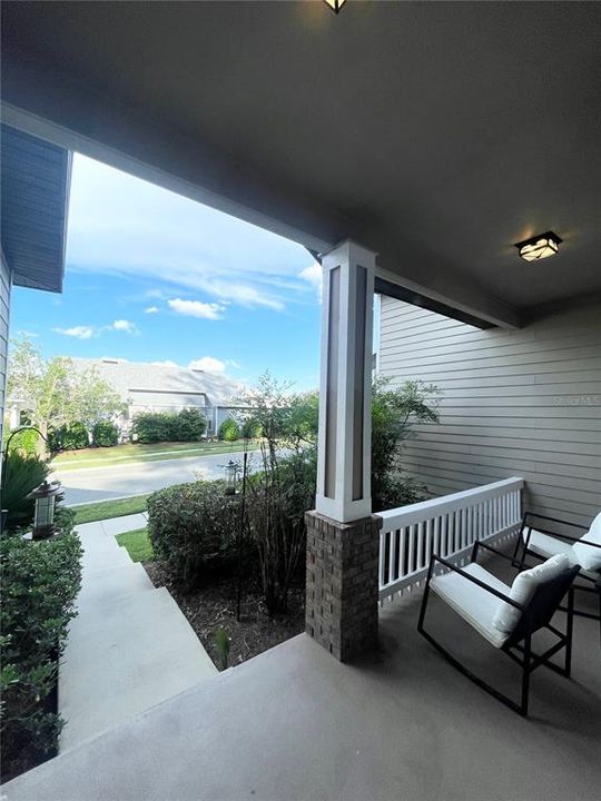 出租: $3,600 (4 贝兹, 3 浴室, 2875 平方英尺)