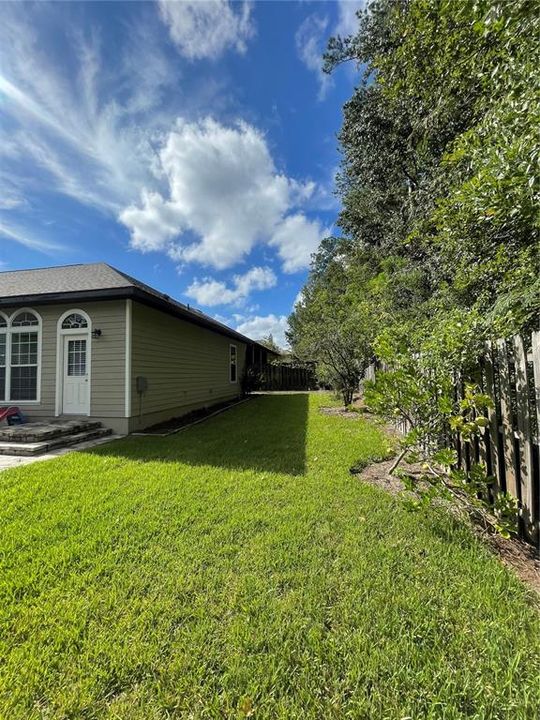 出租: $3,600 (4 贝兹, 3 浴室, 2875 平方英尺)