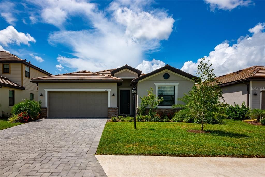 最近售出: $489,000 (4 贝兹, 3 浴室, 2032 平方英尺)