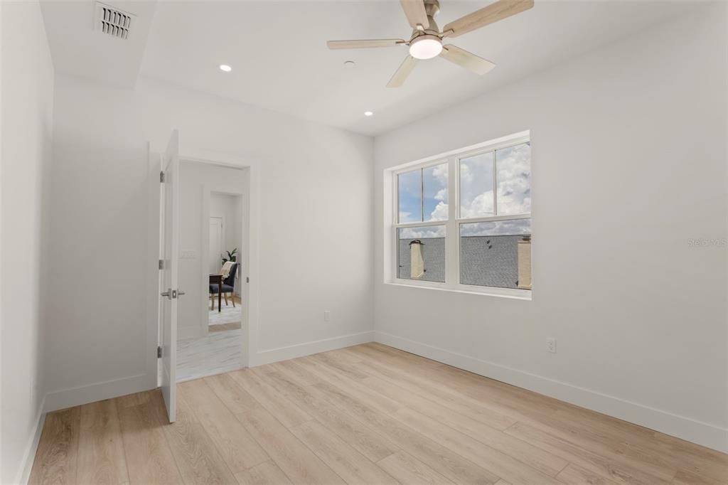 待售: $2,750,000 (4 贝兹, 3 浴室, 3126 平方英尺)