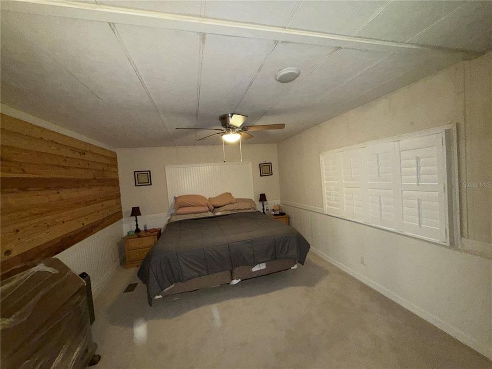 For Sale: $275,000 (3 beds, 2 baths, 1296 Square Feet)