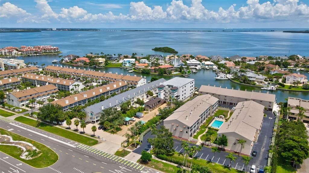 На продажу: $2,675,000 (4 спален, 3 ванн, 3126 Квадратных фут)