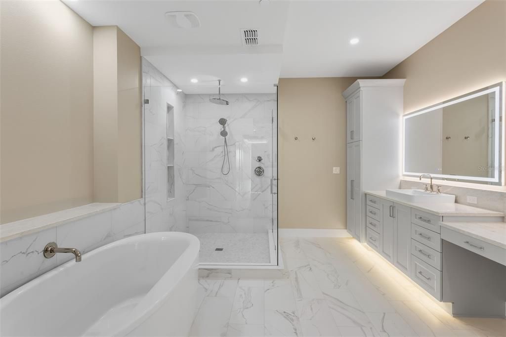 На продажу: $2,675,000 (4 спален, 3 ванн, 3126 Квадратных фут)