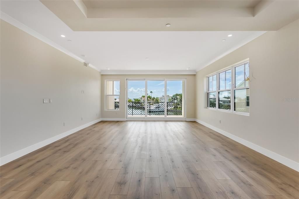 На продажу: $2,675,000 (4 спален, 3 ванн, 3126 Квадратных фут)