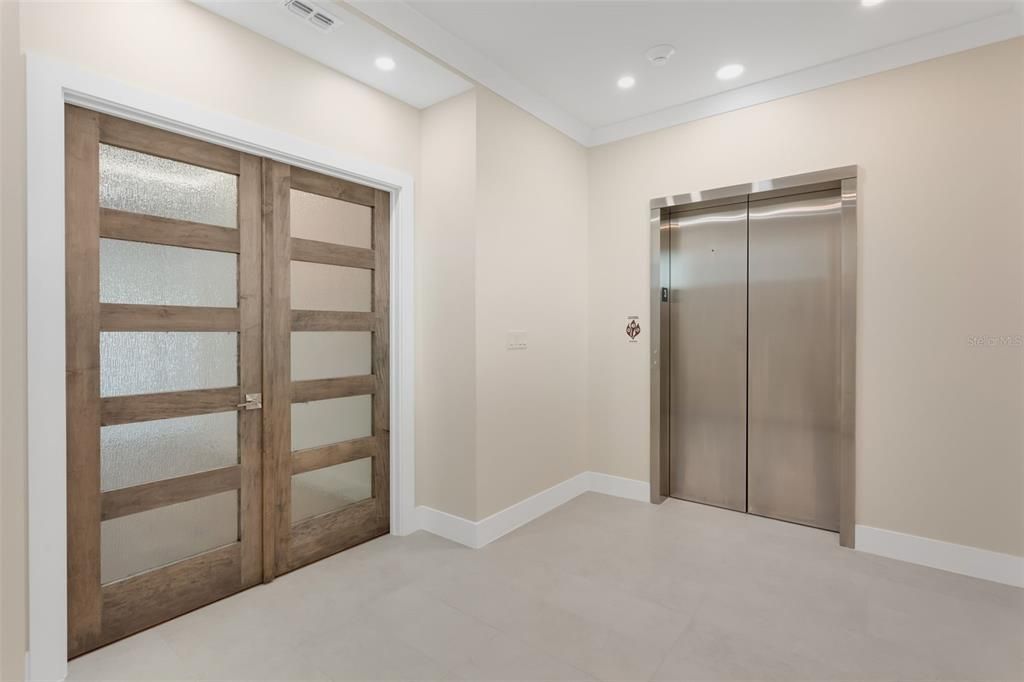 На продажу: $2,675,000 (4 спален, 3 ванн, 3126 Квадратных фут)