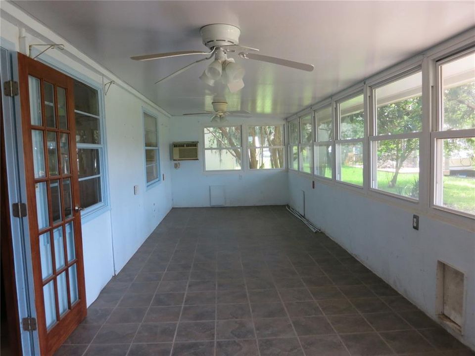 For Sale: $389,000 (3 beds, 2 baths, 2021 Square Feet)