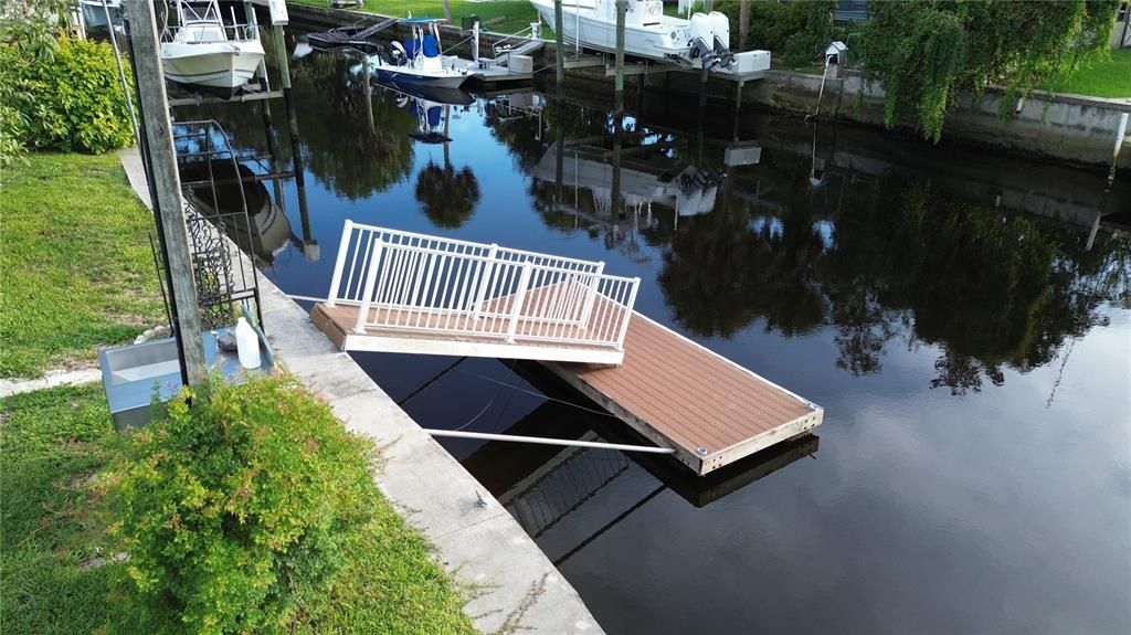 For Sale: $389,000 (3 beds, 2 baths, 2021 Square Feet)