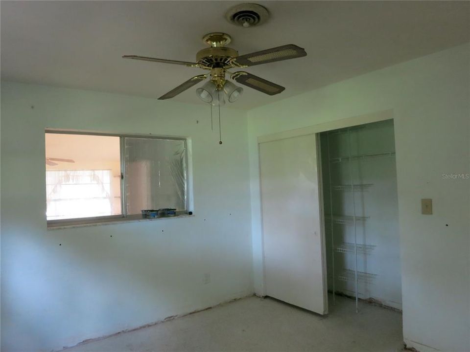 For Sale: $389,000 (3 beds, 2 baths, 2021 Square Feet)