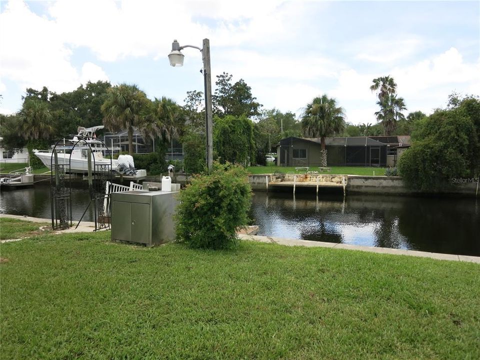 For Sale: $389,000 (3 beds, 2 baths, 2021 Square Feet)