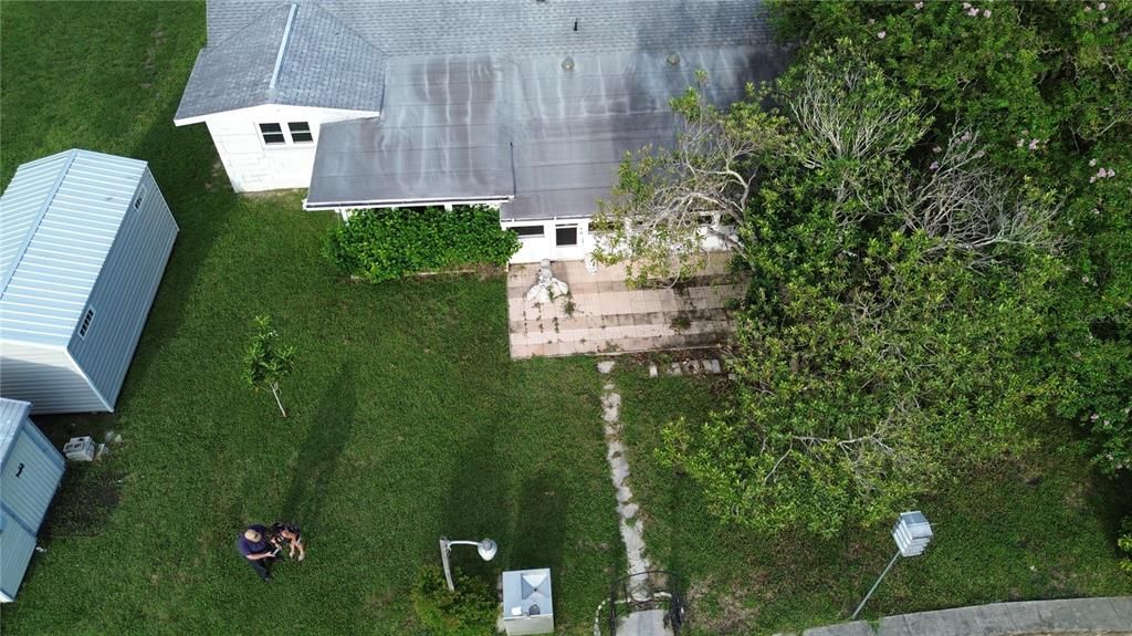 For Sale: $389,000 (3 beds, 2 baths, 2021 Square Feet)