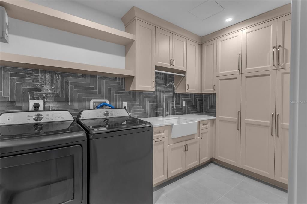 待售: $2,650,000 (3 贝兹, 3 浴室, 3126 平方英尺)