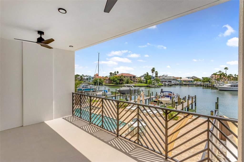 Active With Contract: $2,000,000 (3 beds, 3 baths, 3126 Square Feet)