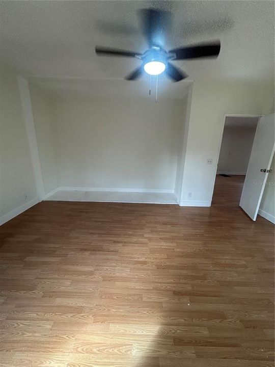 En Renta: $1,600 (3 camas, 2 baños, 1680 Pies cuadrados)