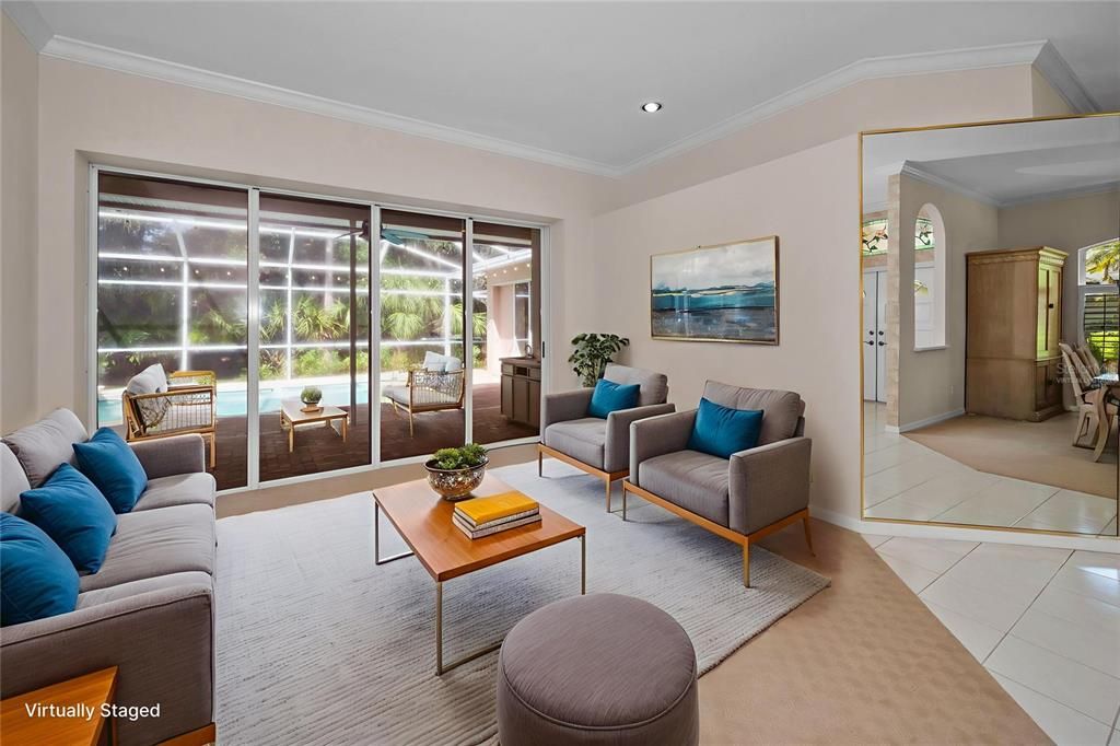 En Venta: $649,900 (3 camas, 2 baños, 2316 Pies cuadrados)