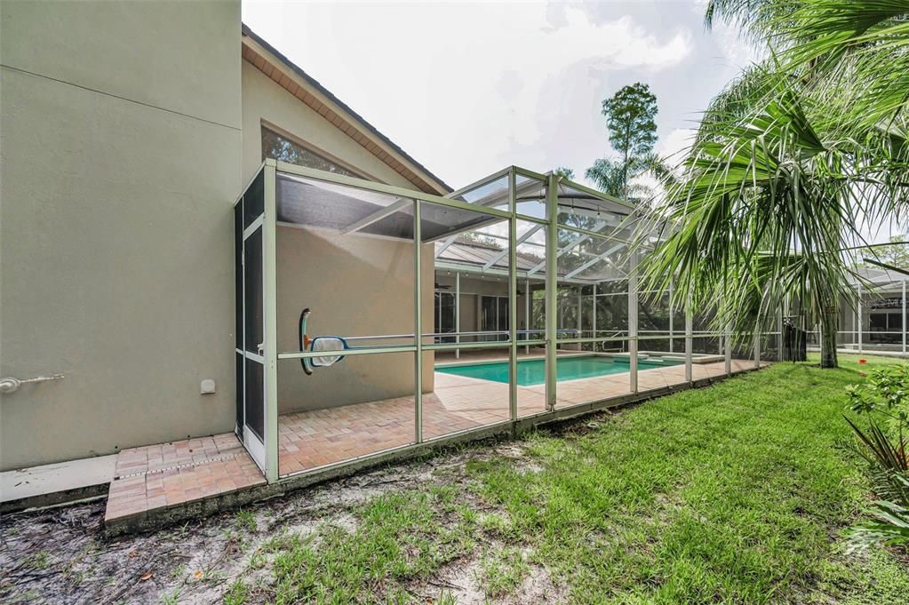 En Venta: $649,900 (3 camas, 2 baños, 2316 Pies cuadrados)