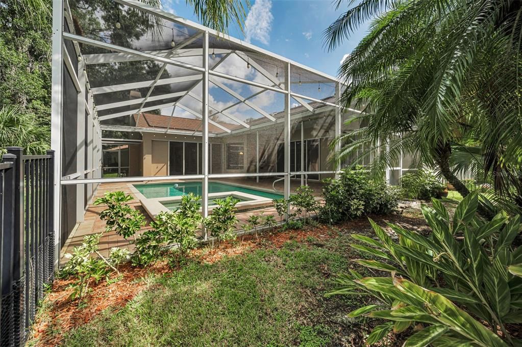 En Venta: $649,900 (3 camas, 2 baños, 2316 Pies cuadrados)