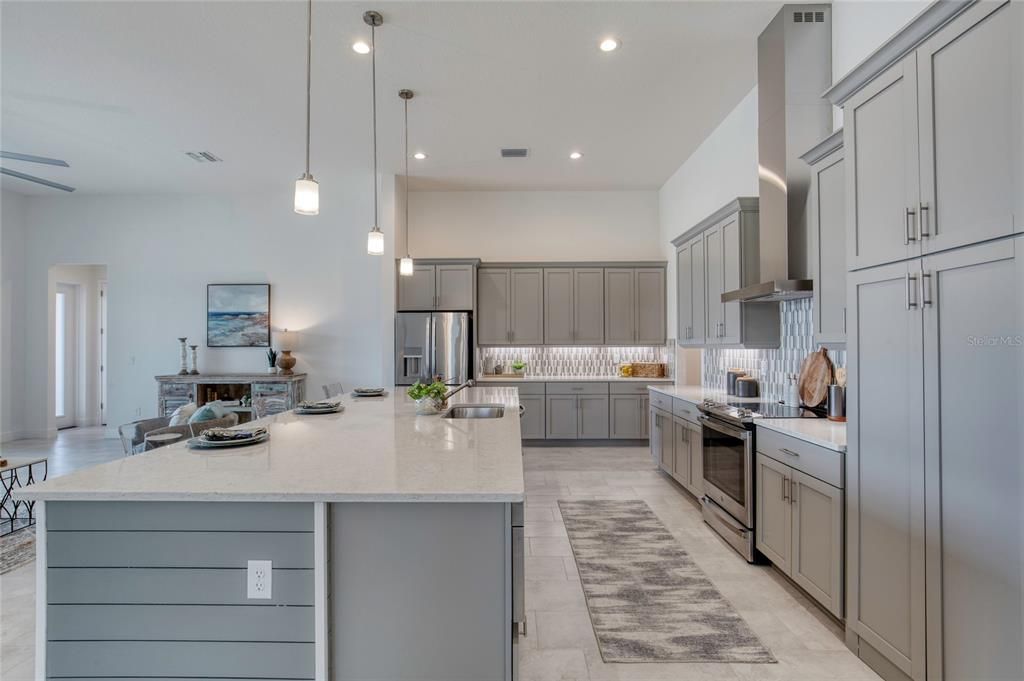 待售: $749,900 (4 贝兹, 3 浴室, 2526 平方英尺)