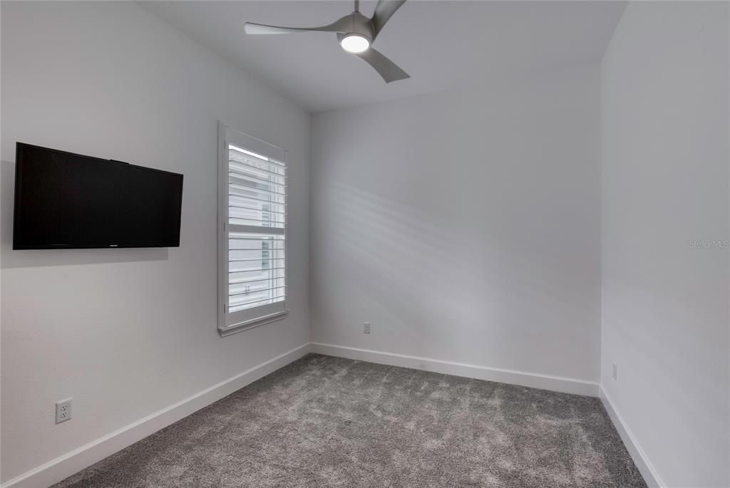 待售: $749,900 (4 贝兹, 3 浴室, 2526 平方英尺)