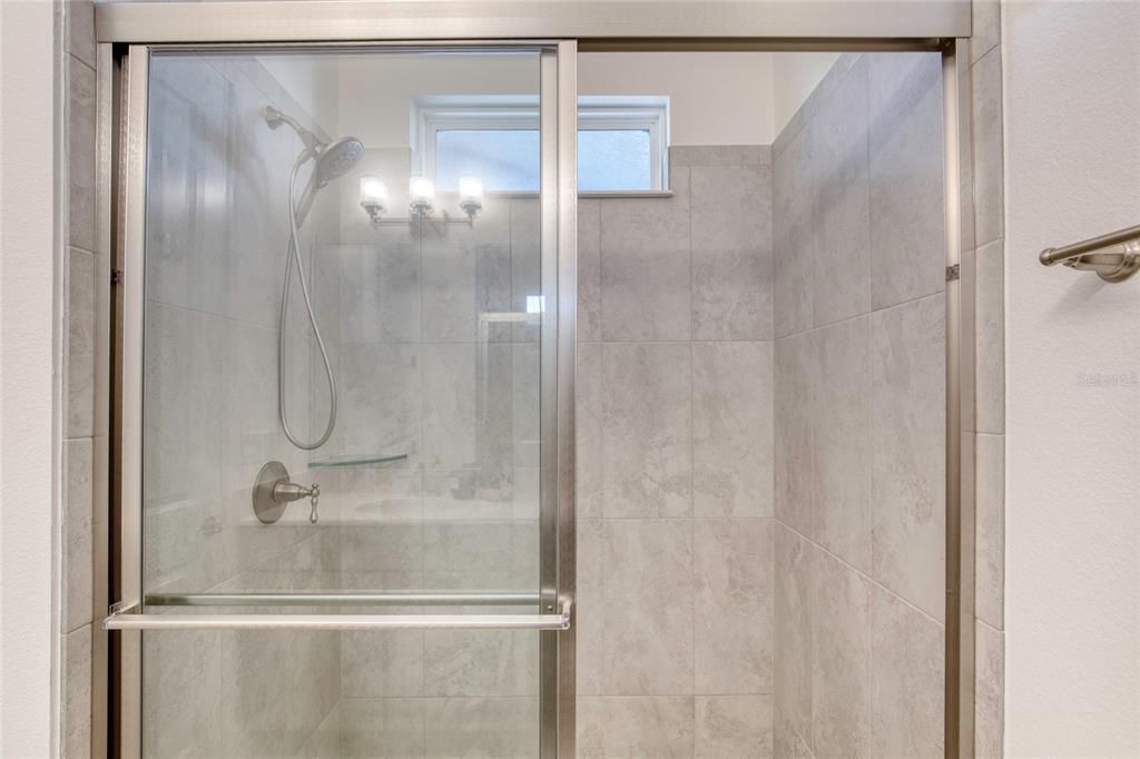 待售: $749,900 (4 贝兹, 3 浴室, 2526 平方英尺)