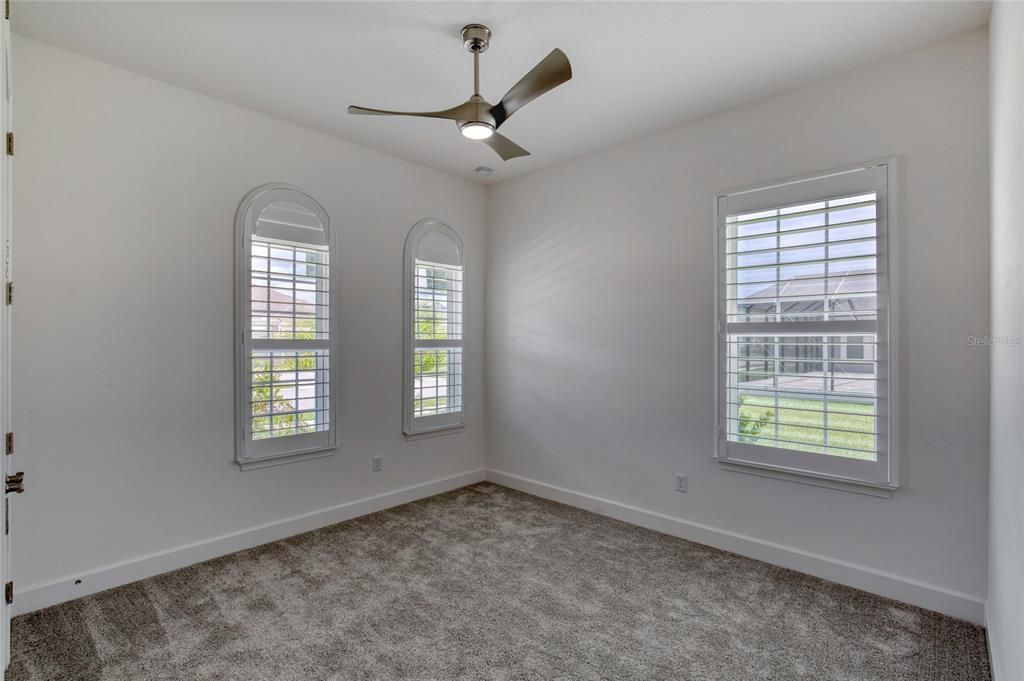 待售: $749,900 (4 贝兹, 3 浴室, 2526 平方英尺)