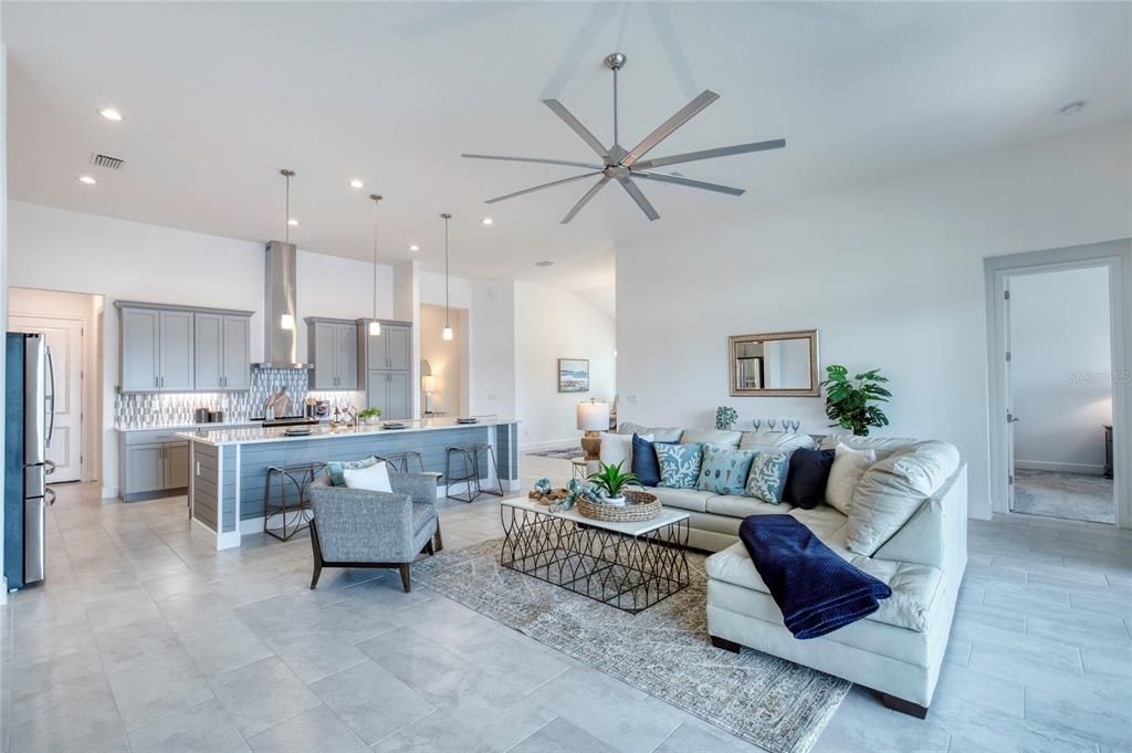 待售: $749,900 (4 贝兹, 3 浴室, 2526 平方英尺)