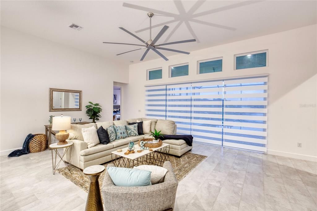 待售: $749,900 (4 贝兹, 3 浴室, 2526 平方英尺)