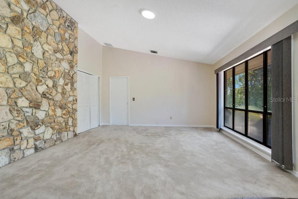 待售: $499,900 (4 贝兹, 2 浴室, 2375 平方英尺)