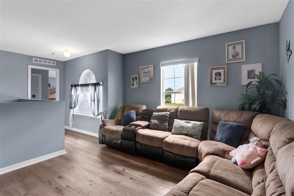 待售: $459,000 (4 贝兹, 2 浴室, 2836 平方英尺)